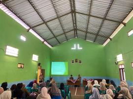 KALURAHAN GELAR EDUKASI GIZI BAGI KADER KESEHATAN DAN POSYANDU